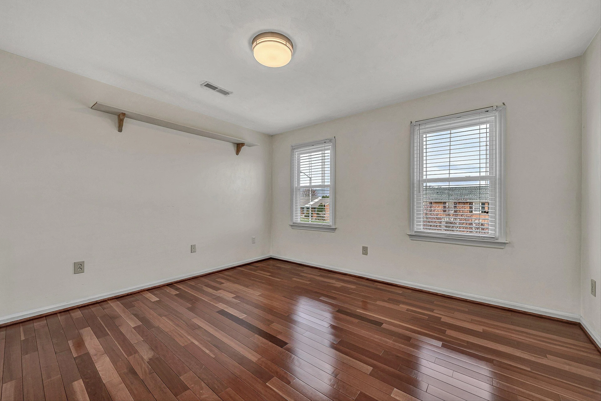 712 Joan CIR - Photo 36