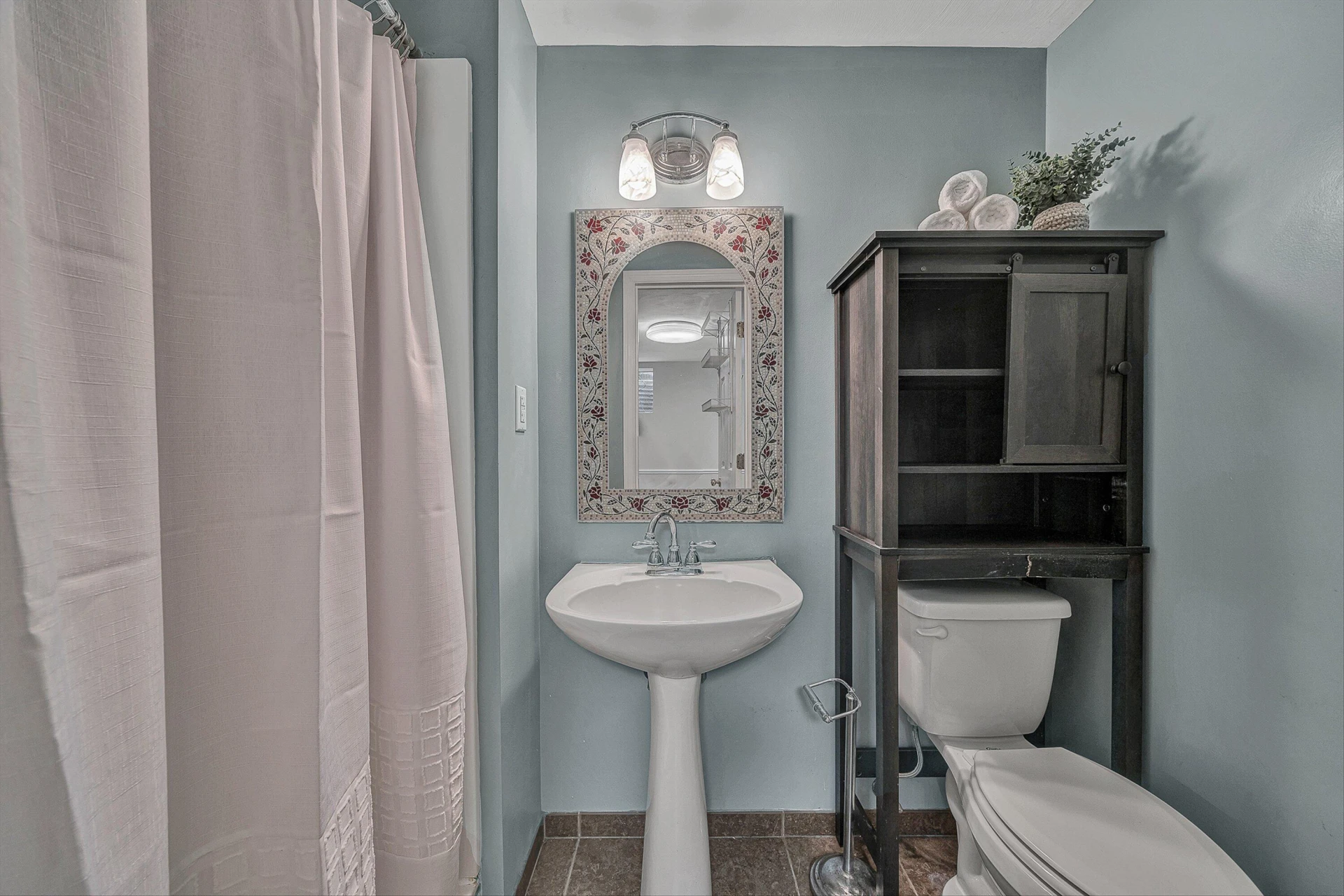 712 Joan CIR - Photo 40