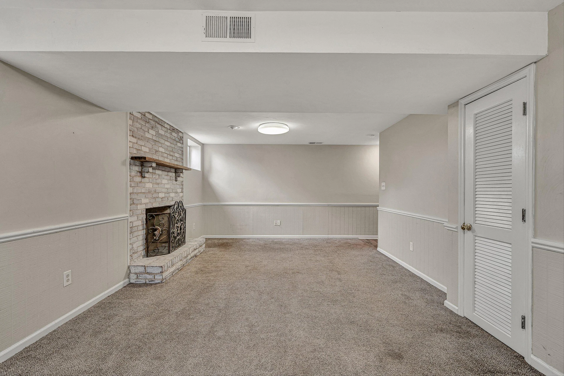712 Joan CIR - Photo 41