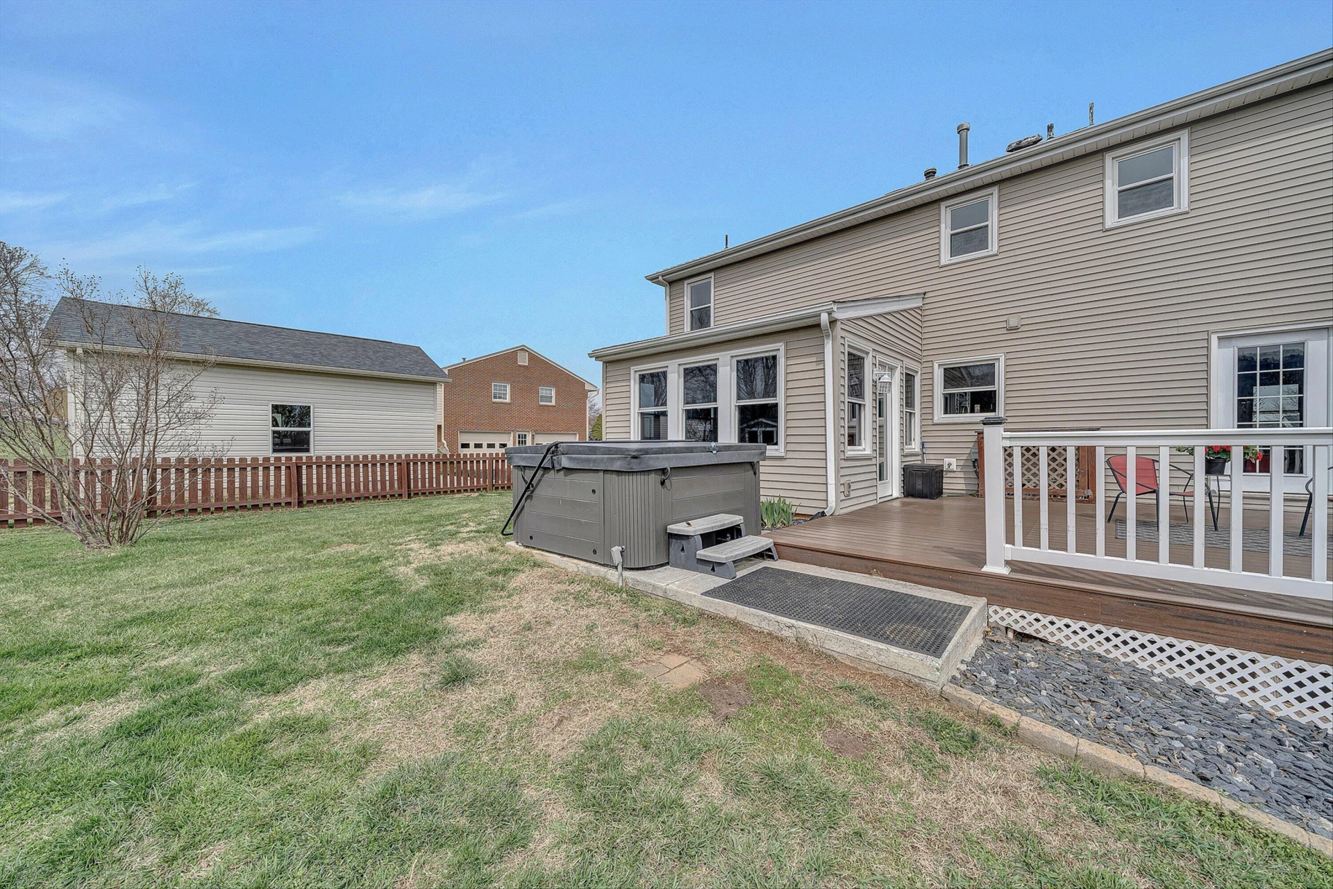712 Joan CIR - Photo 45