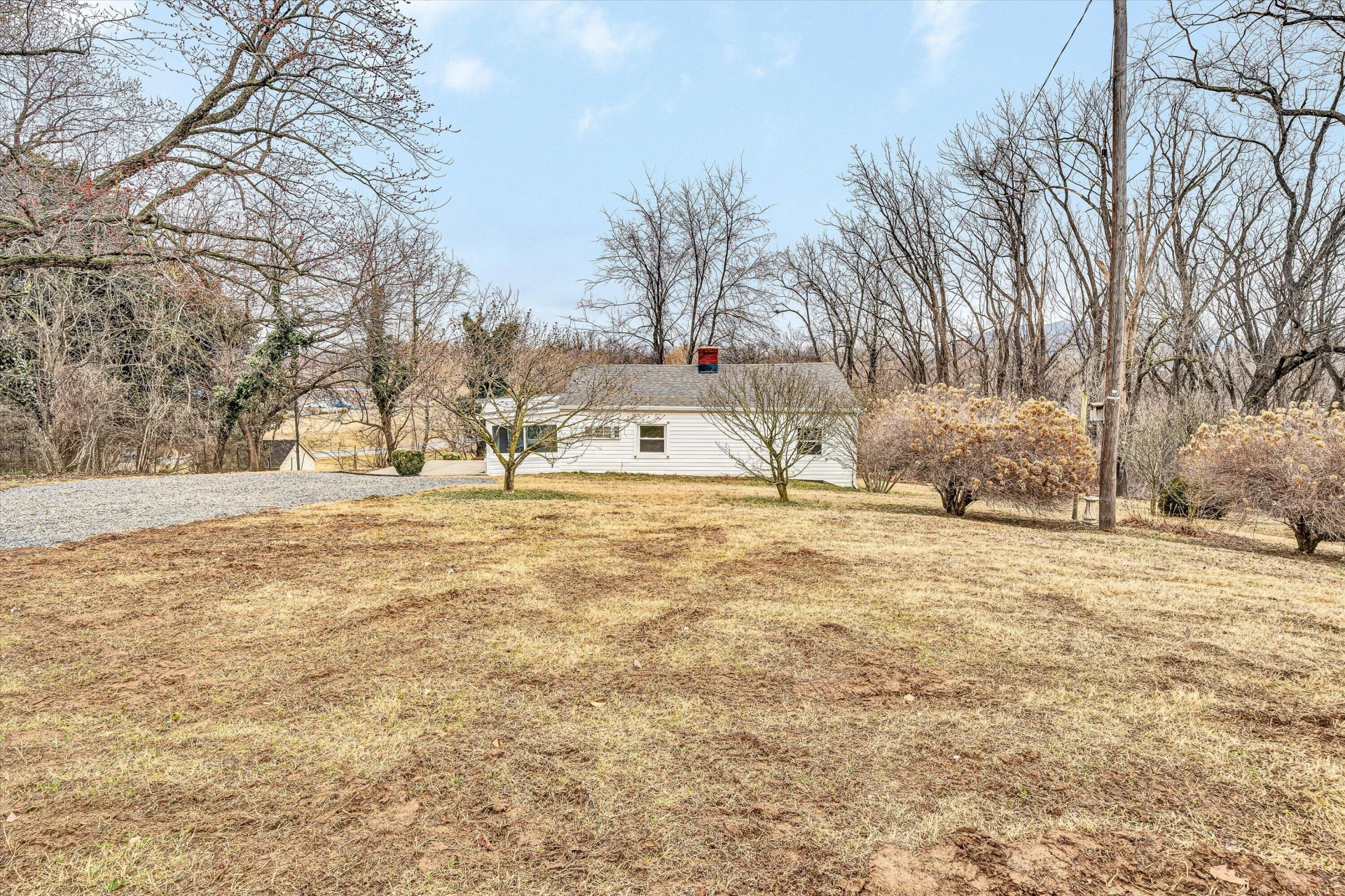 2228 Eastland AVE SE - Photo 30