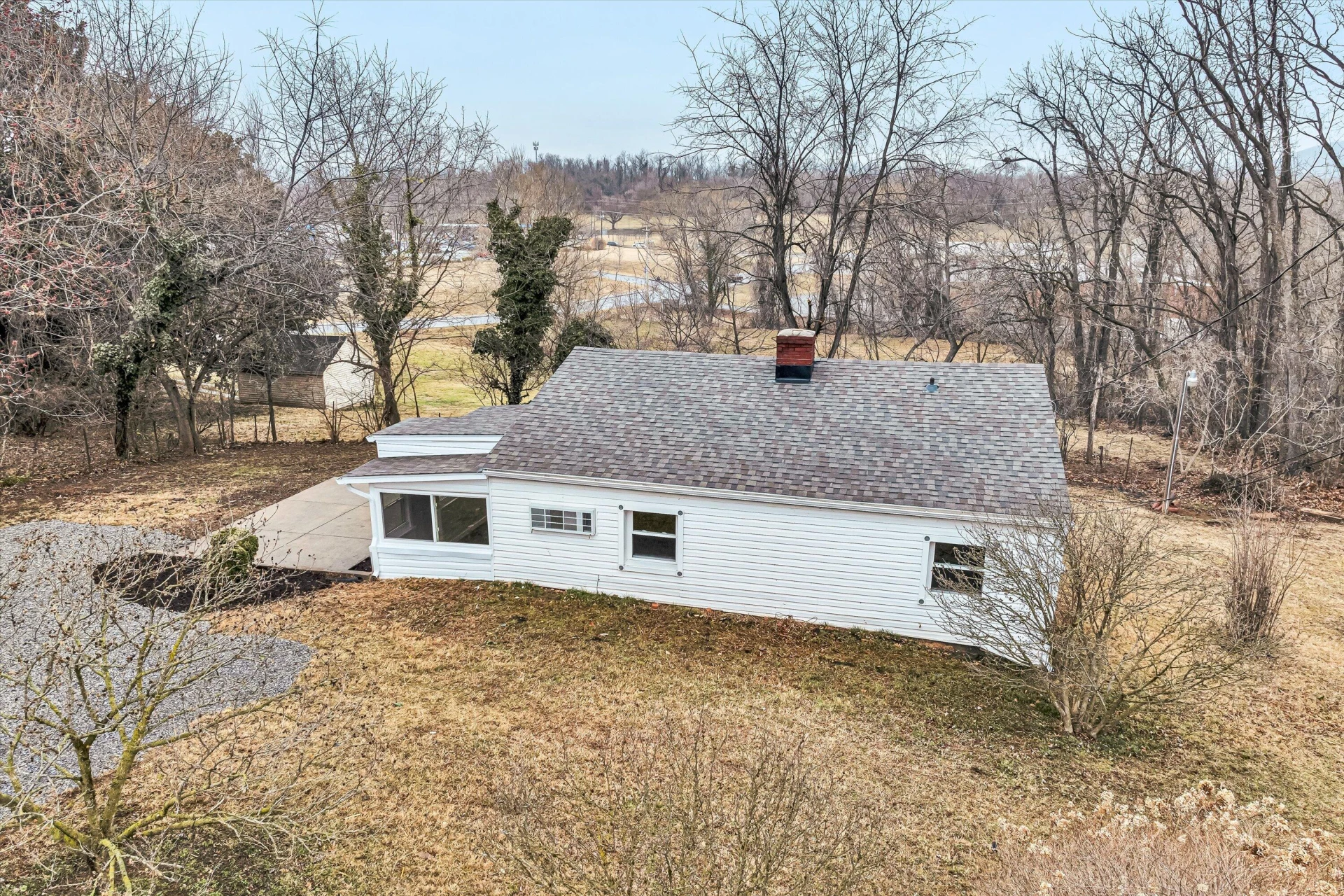 2228 Eastland AVE SE - Photo 31