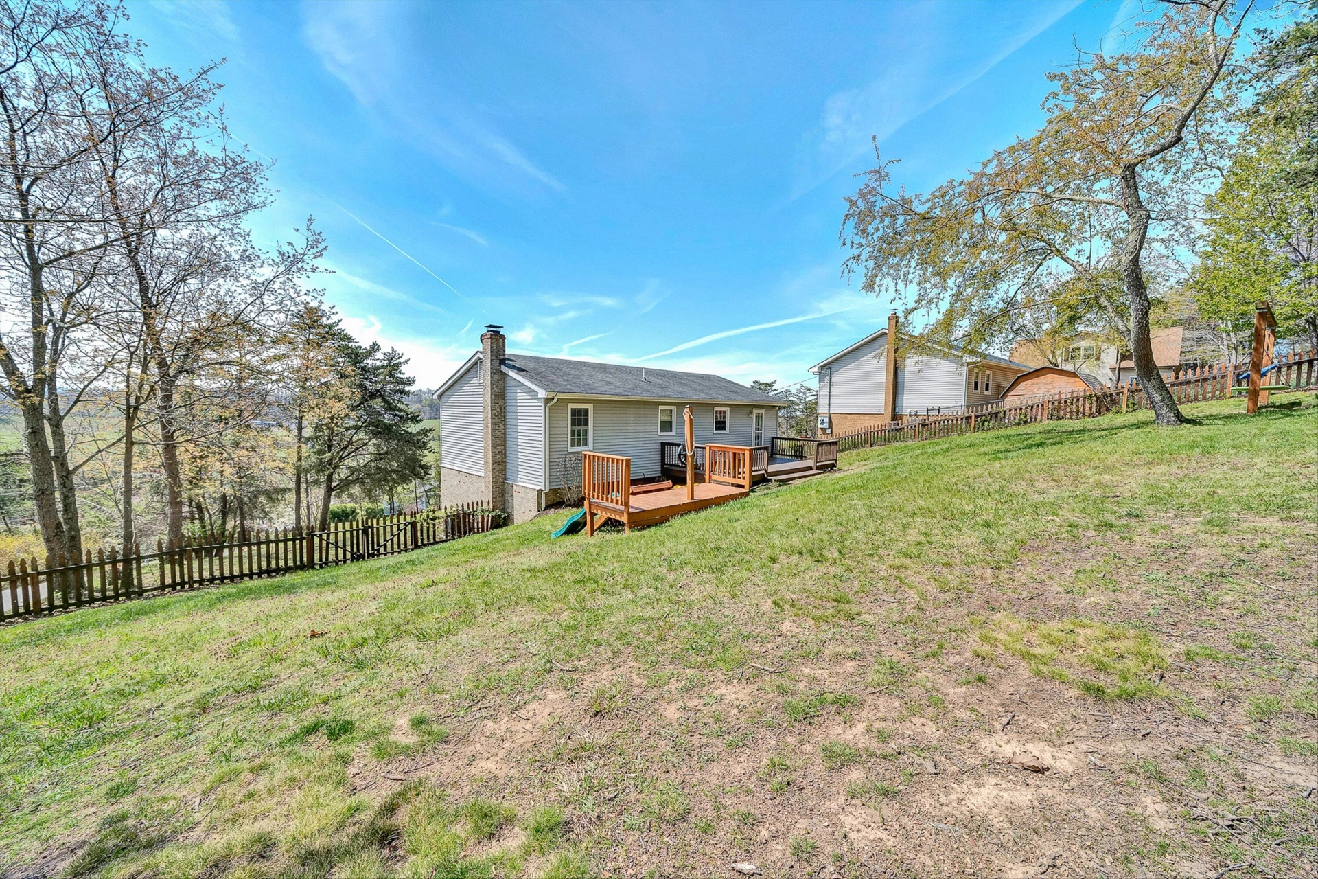 385 Tanglewood DR - Photo 36