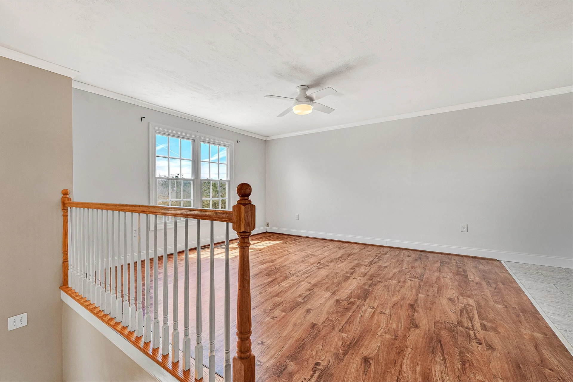 385 Tanglewood DR - Photo 5