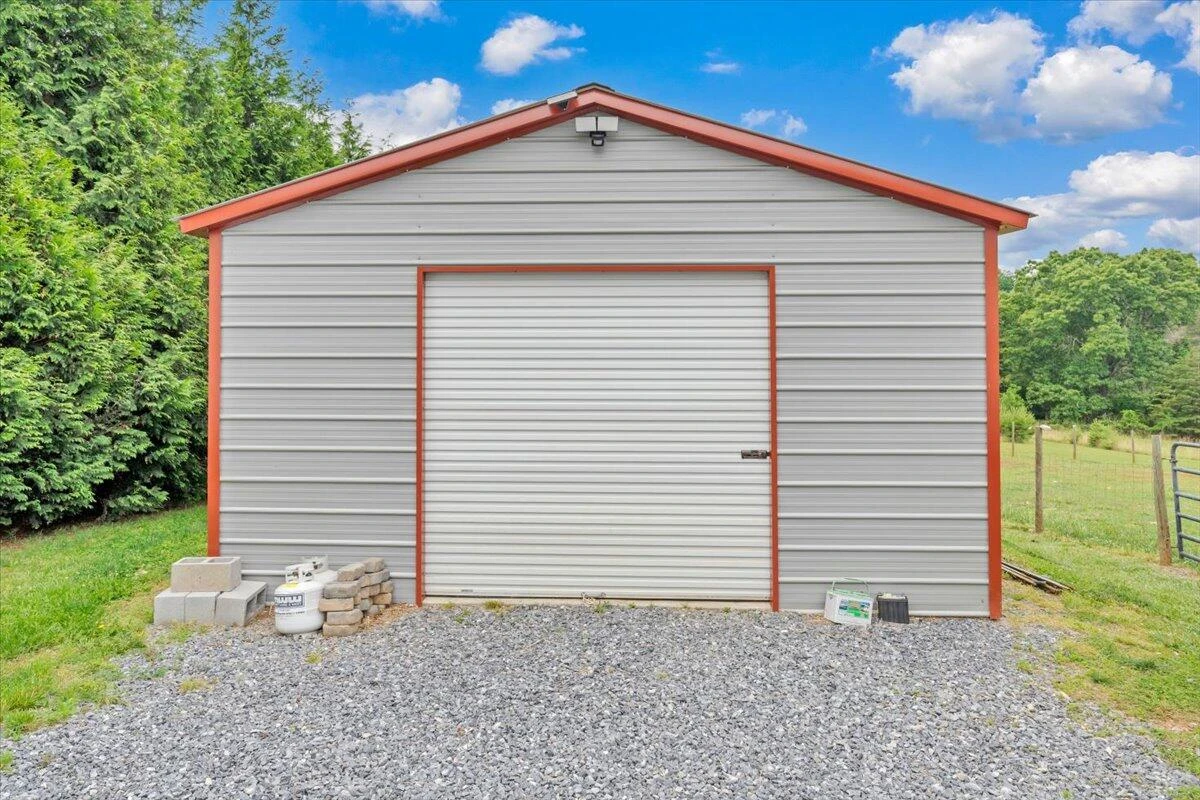 1844 Fiddler Creek RD - Photo 37