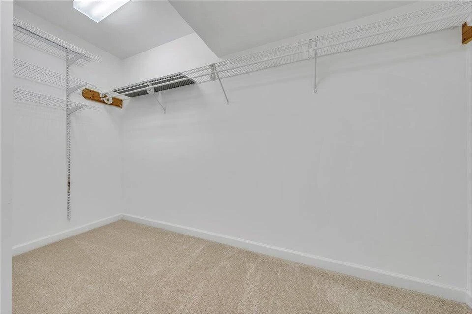 141 Chestnut Creek DR - Photo 38