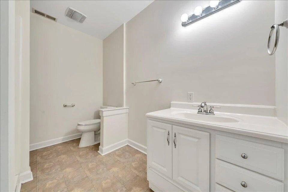 141 Chestnut Creek DR - Photo 39