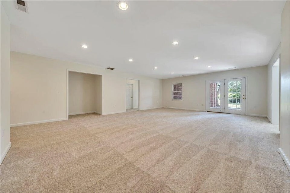 141 Chestnut Creek DR - Photo 43