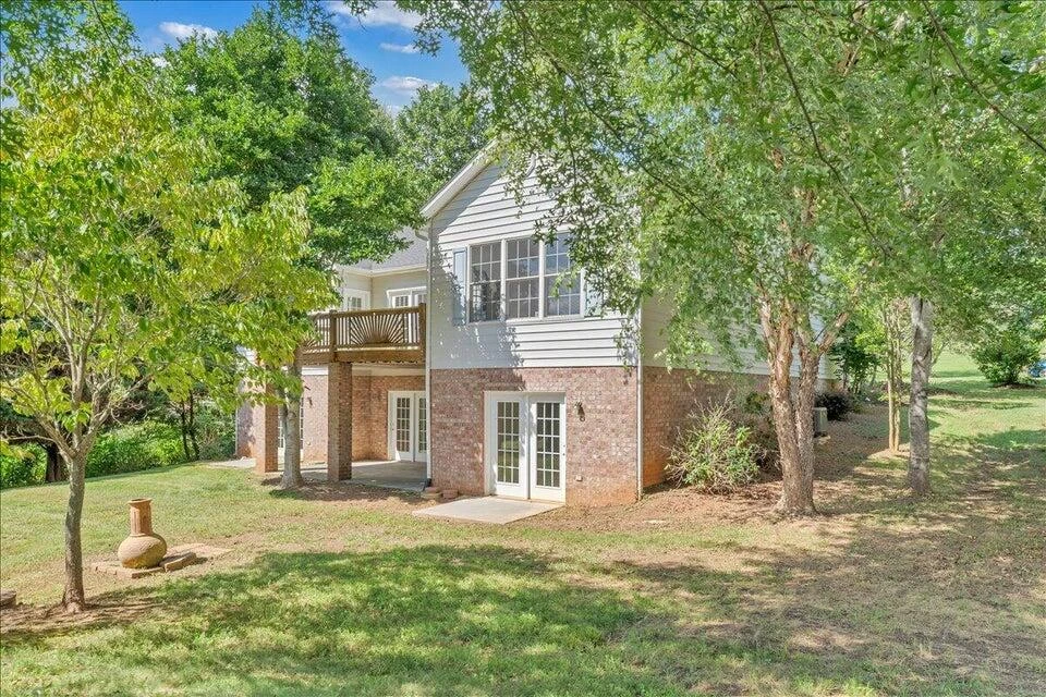 141 Chestnut Creek DR - Photo 53