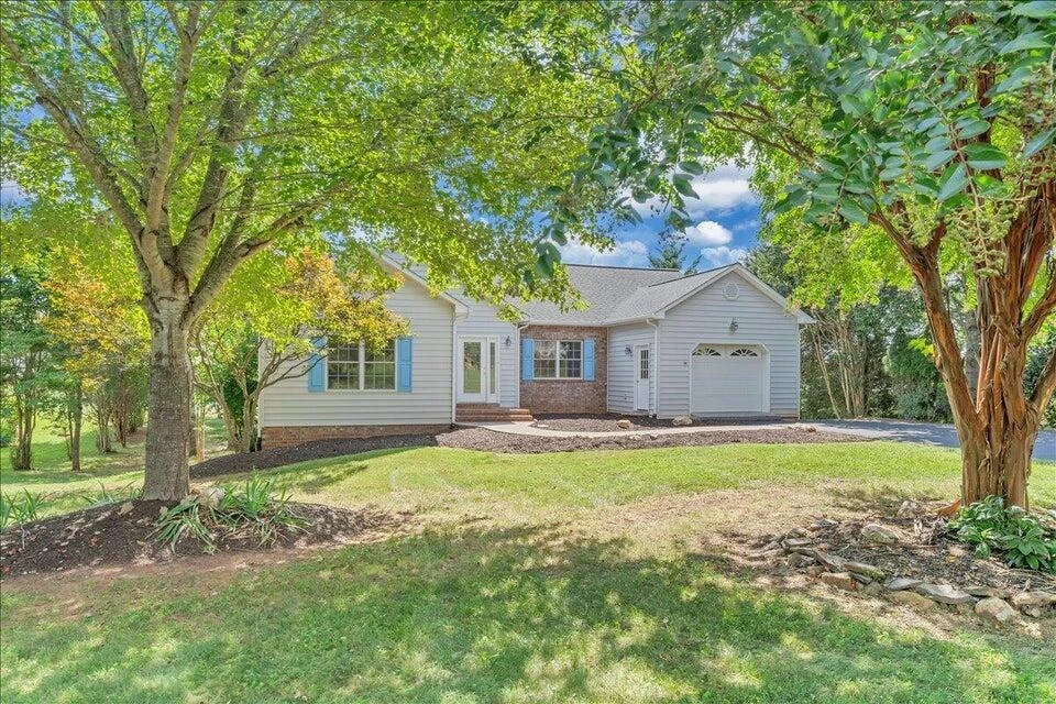 141 Chestnut Creek DR - Photo 57