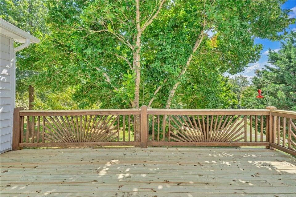 141 Chestnut Creek DR - Photo 6