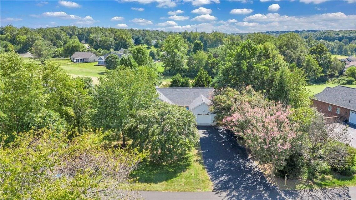 141 Chestnut Creek DR - Photo 60