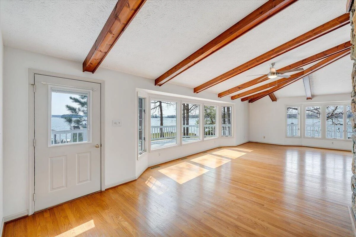223 Lee DR - Photo 15