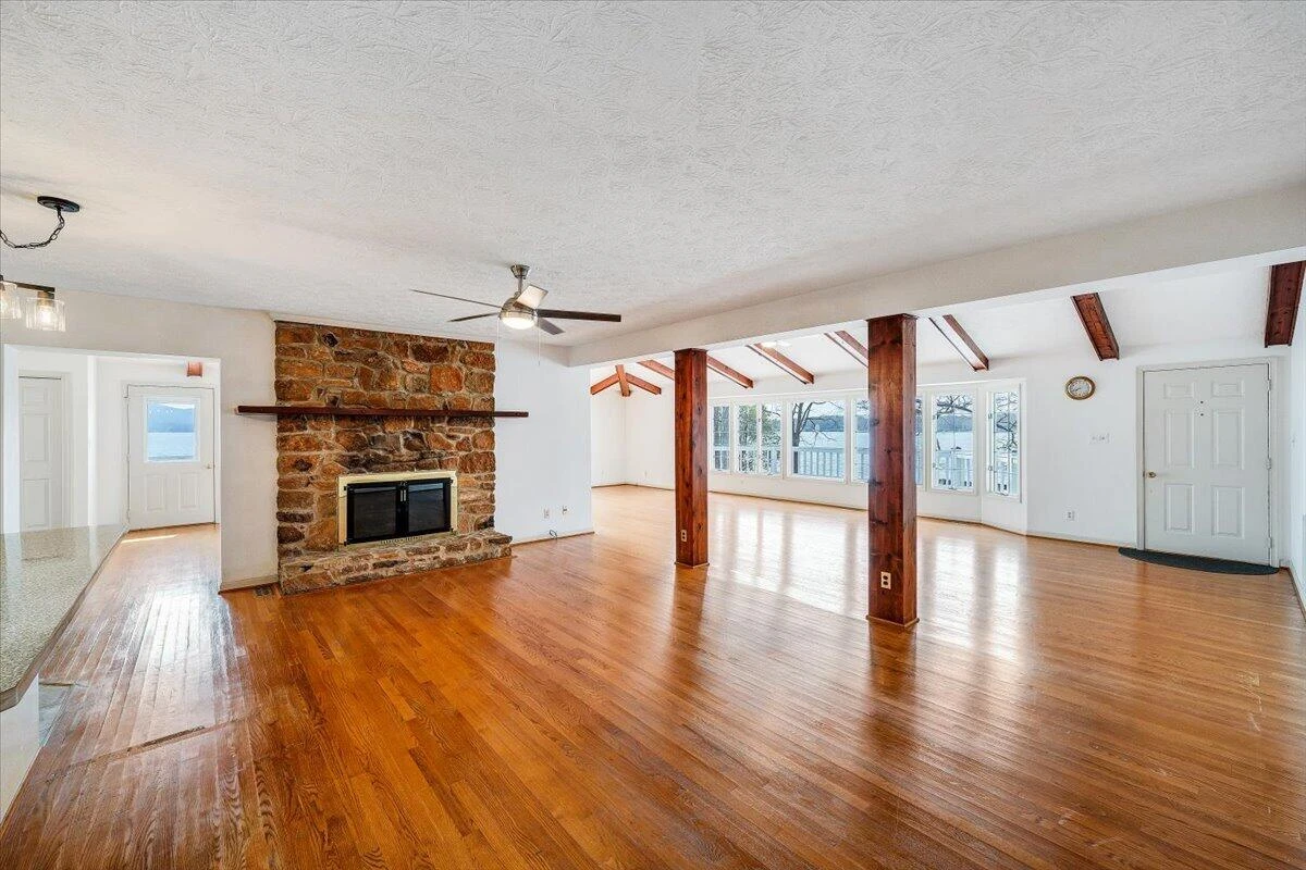223 Lee DR - Photo 25
