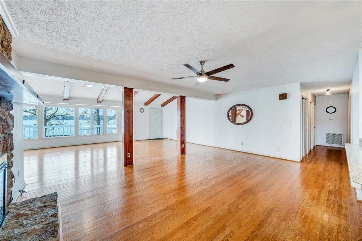 223 Lee DR - Photo 28