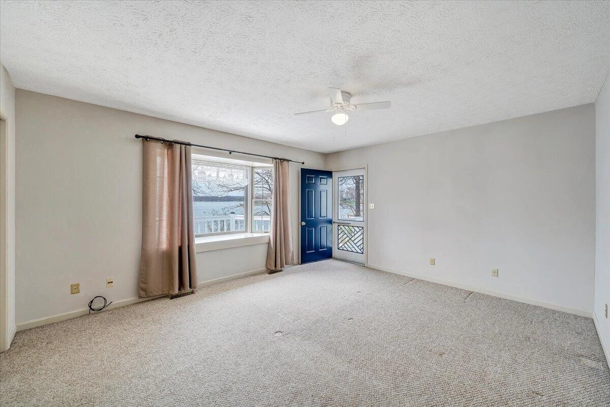 223 Lee DR - Photo 37