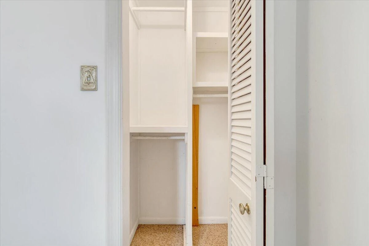 223 Lee DR - Photo 47