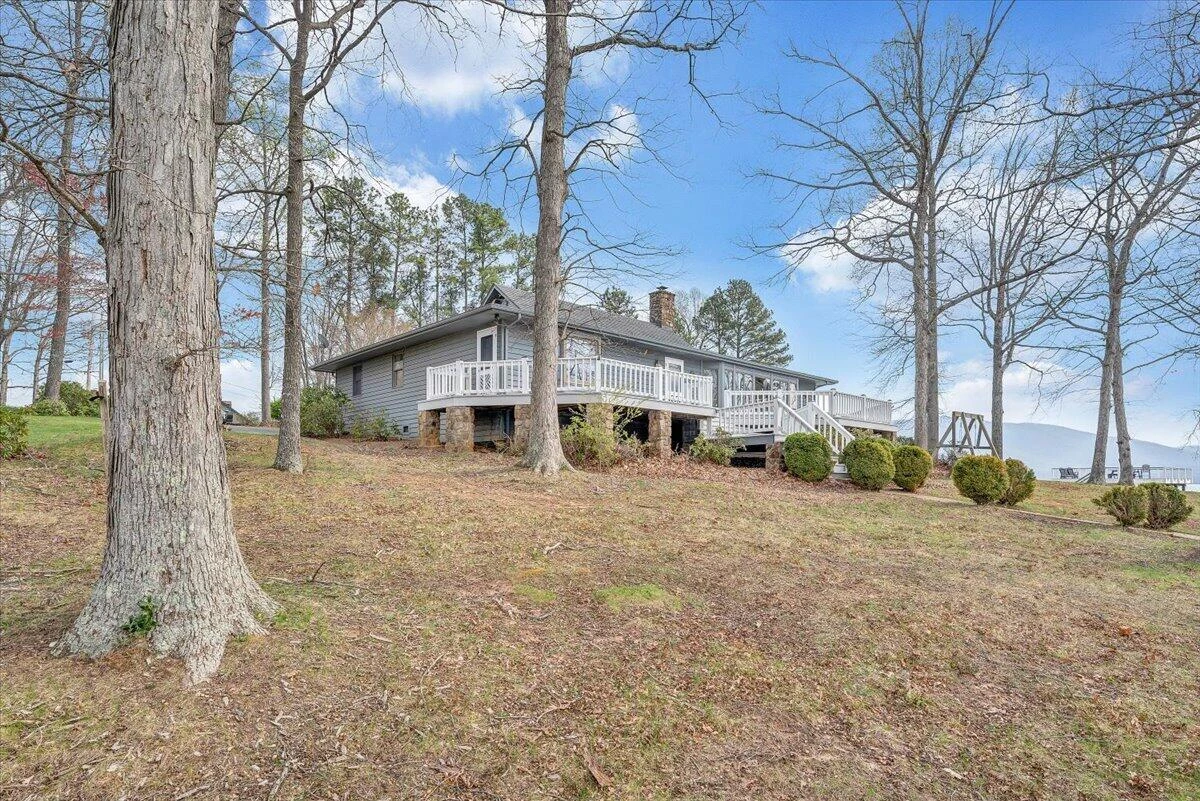 223 Lee DR - Photo 63
