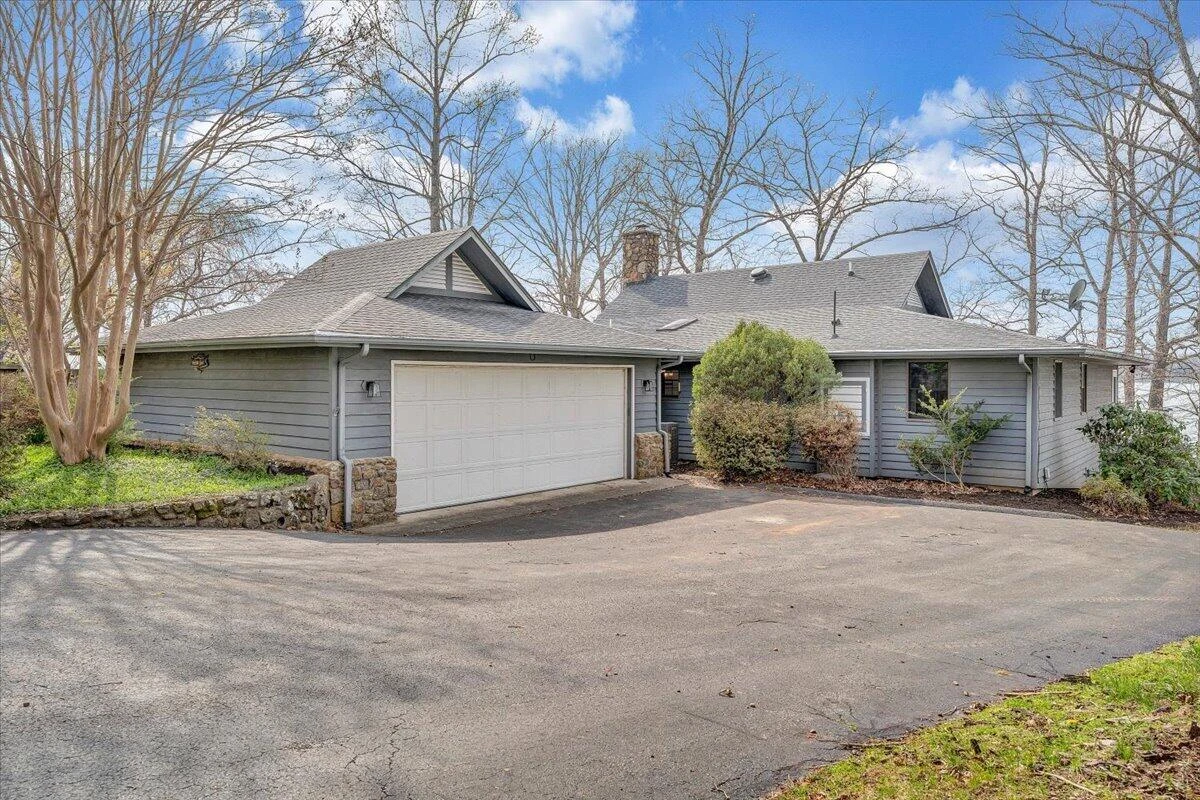223 Lee DR - Photo 70