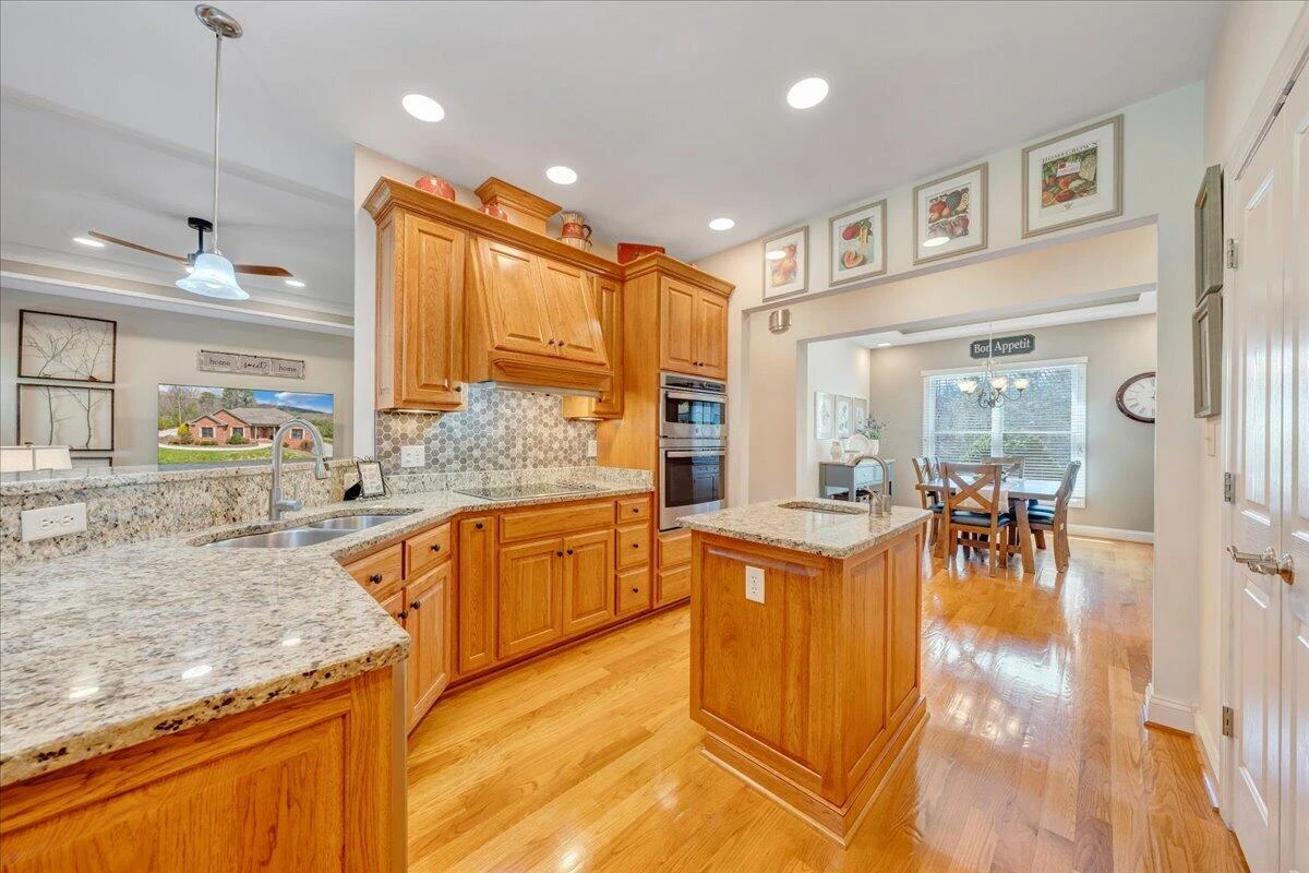 1885 Patrick LN - Photo 23