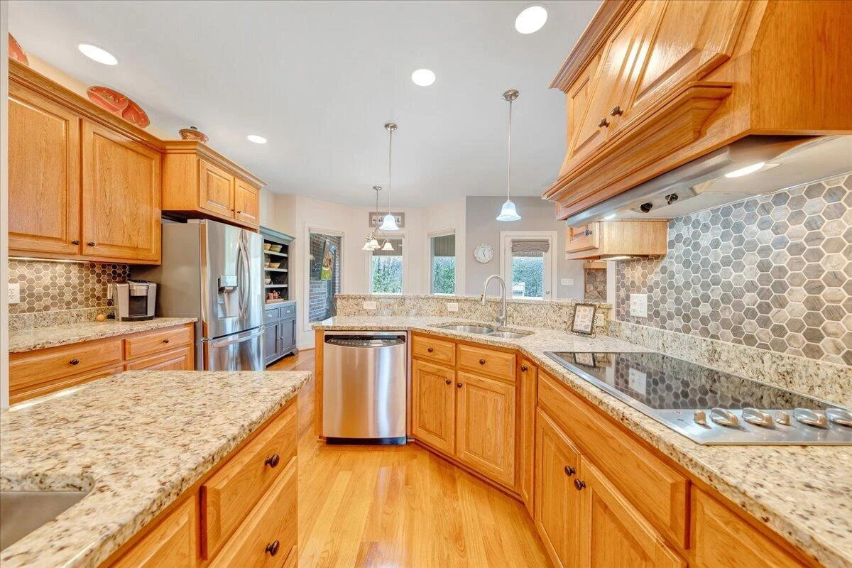 1885 Patrick LN - Photo 26
