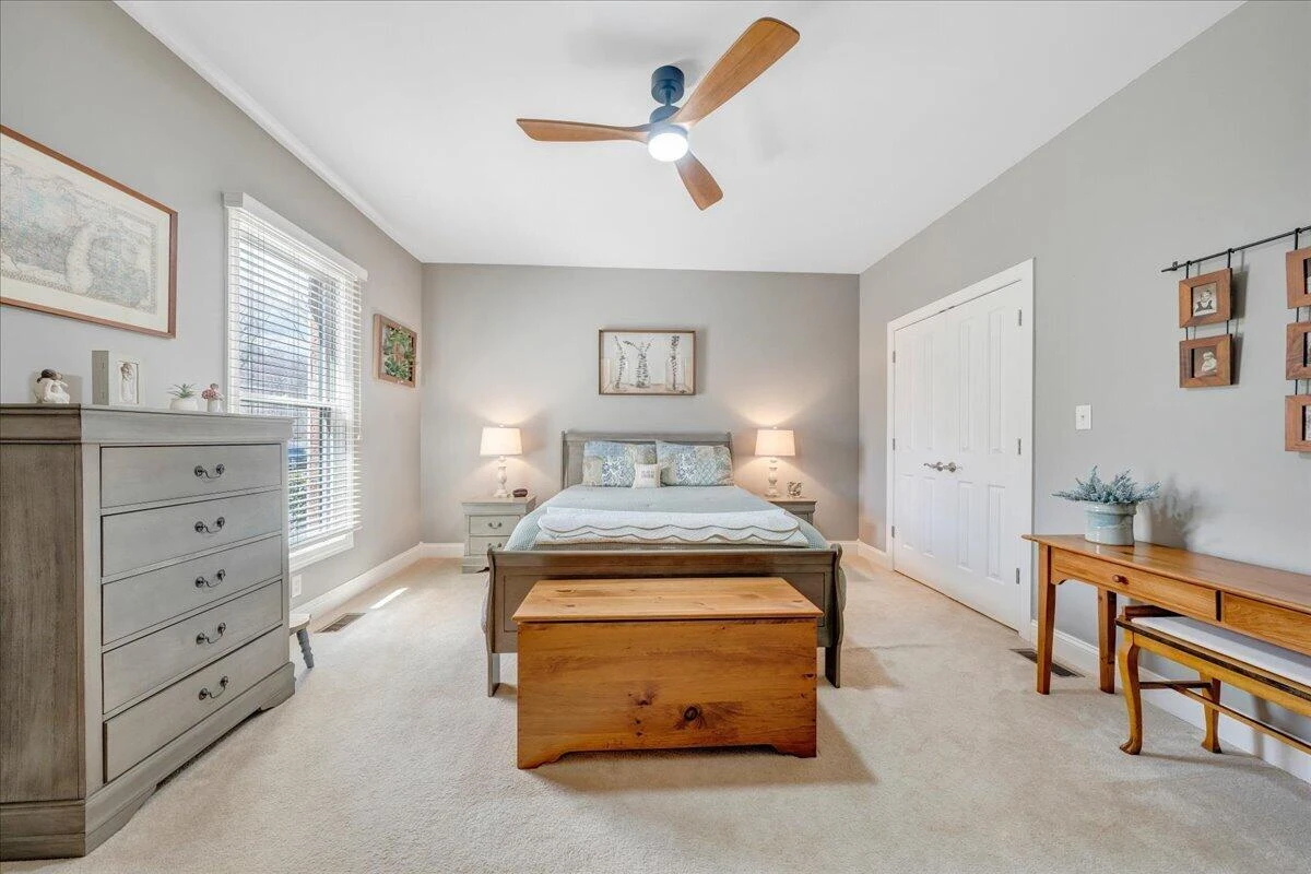 1885 Patrick LN - Photo 39