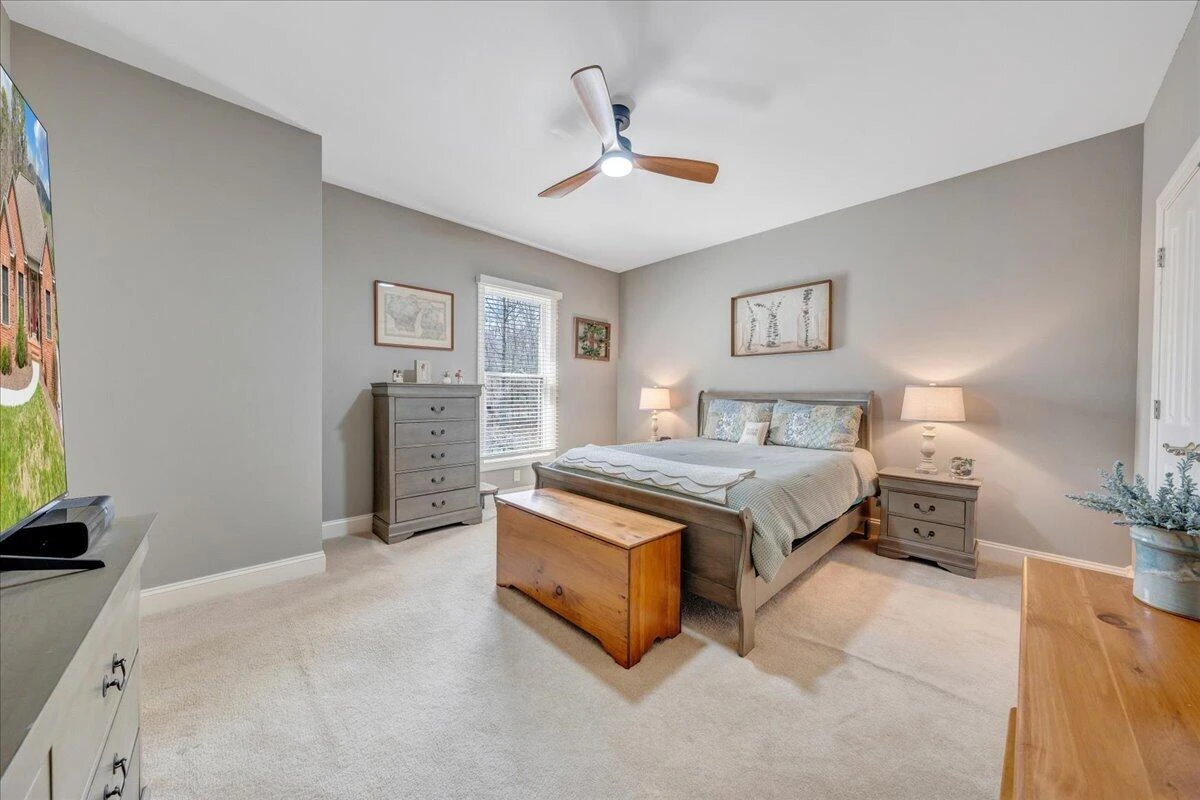 1885 Patrick LN - Photo 40