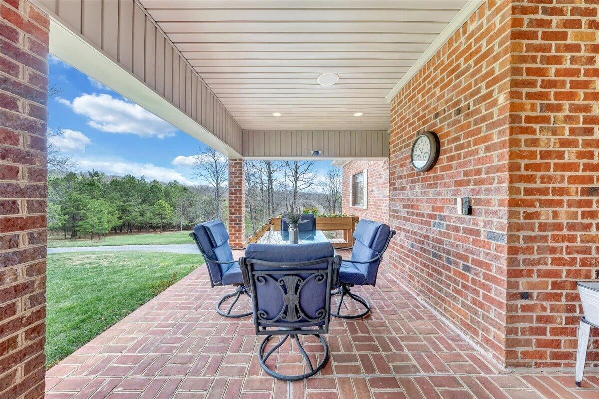 1885 Patrick LN - Photo 57