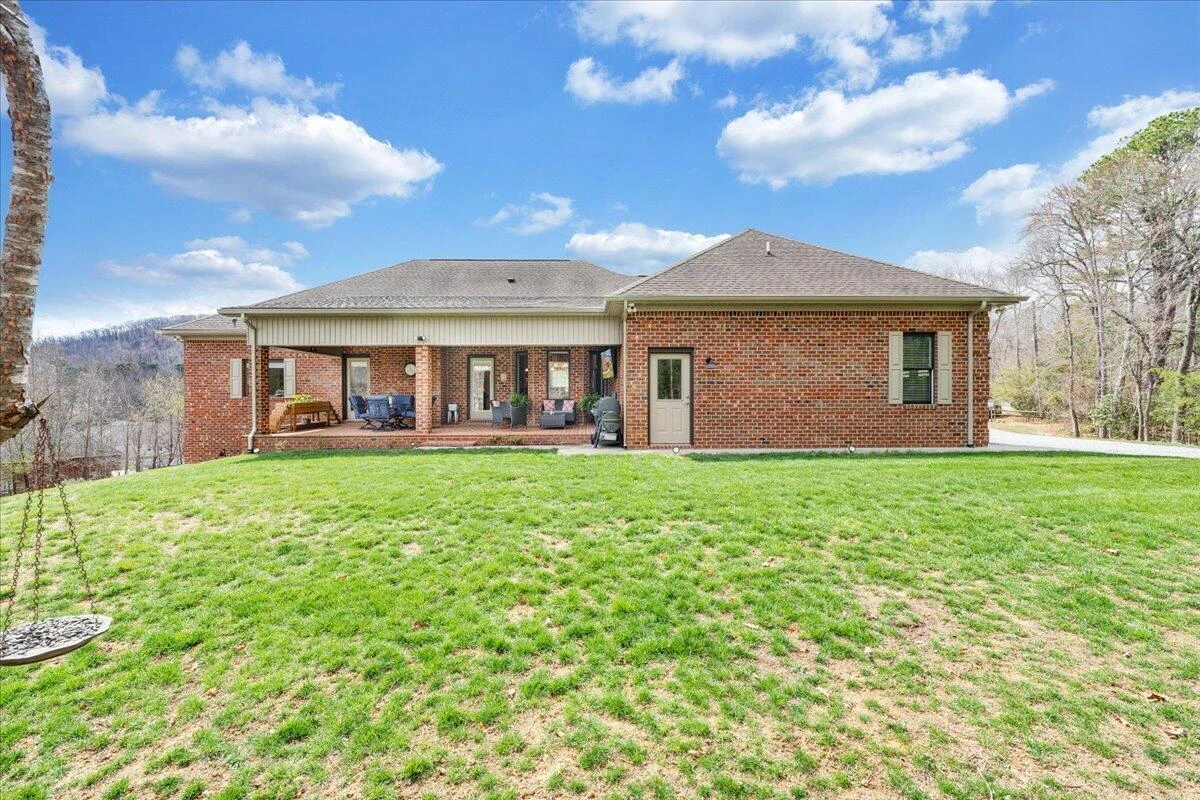 1885 Patrick LN - Photo 61