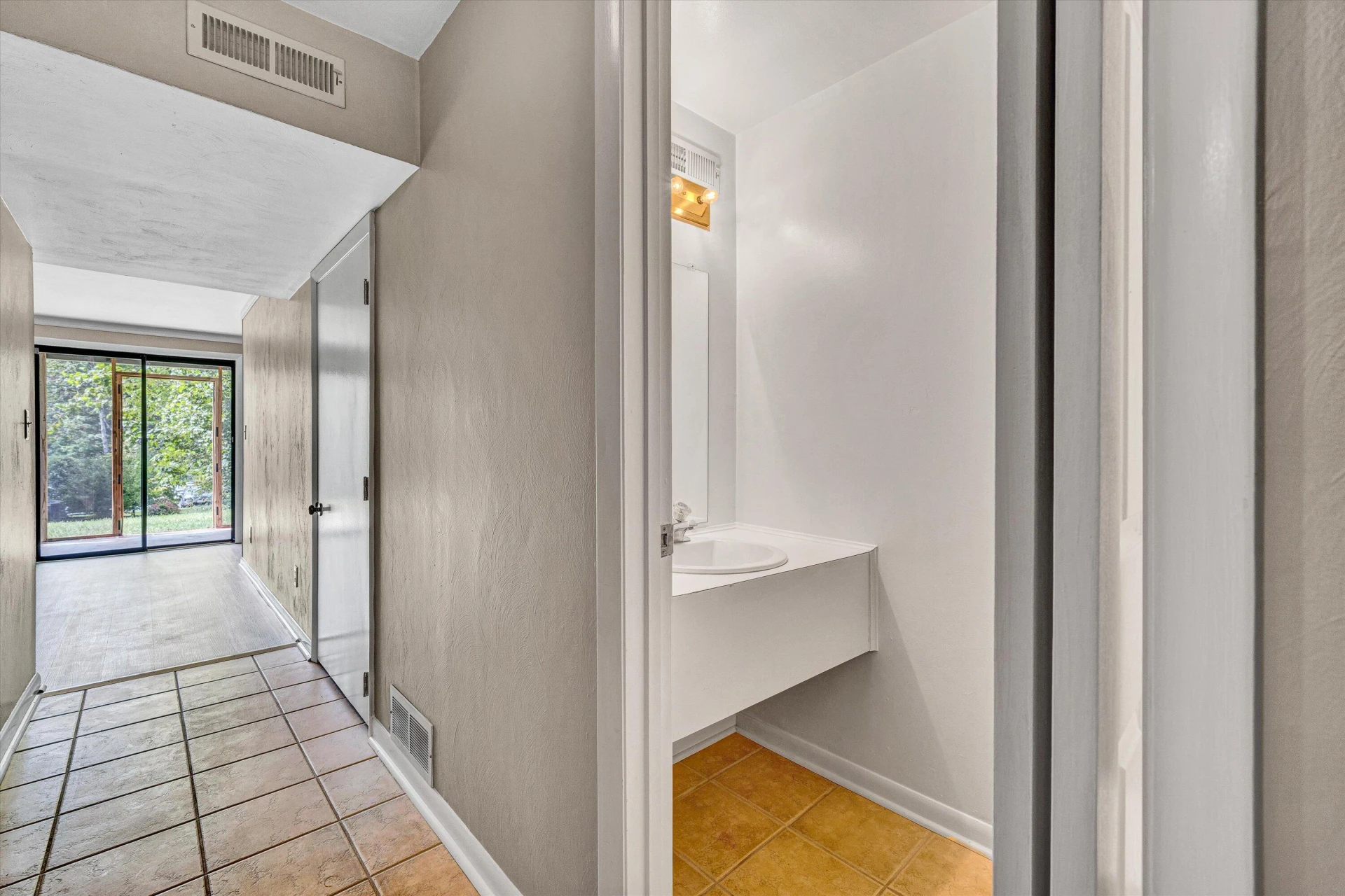 7311 Maple CT - Photo 30