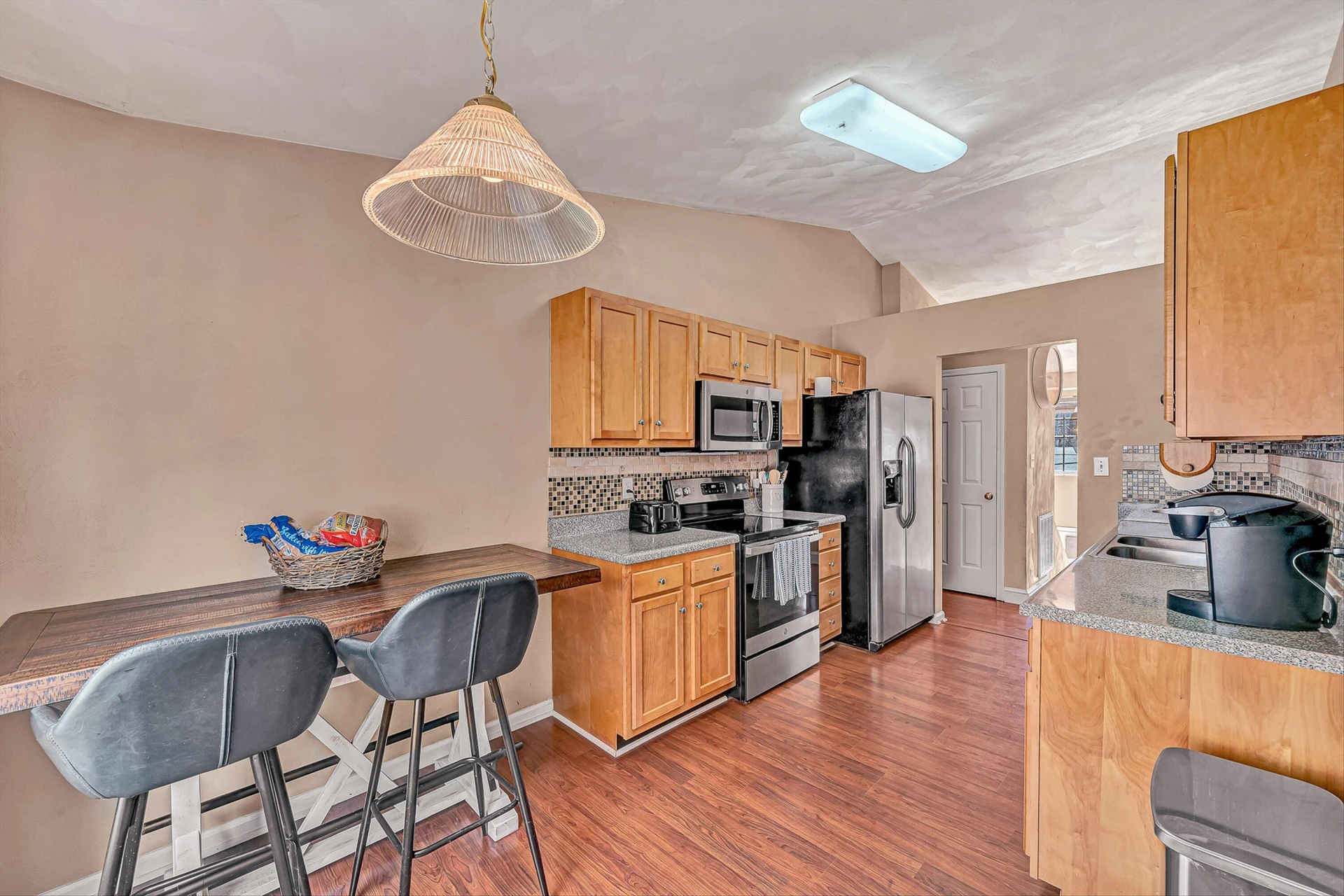 4219 Daugherty RD - Photo 4