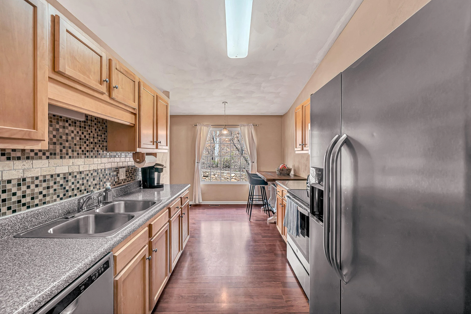 4219 Daugherty RD - Photo 5