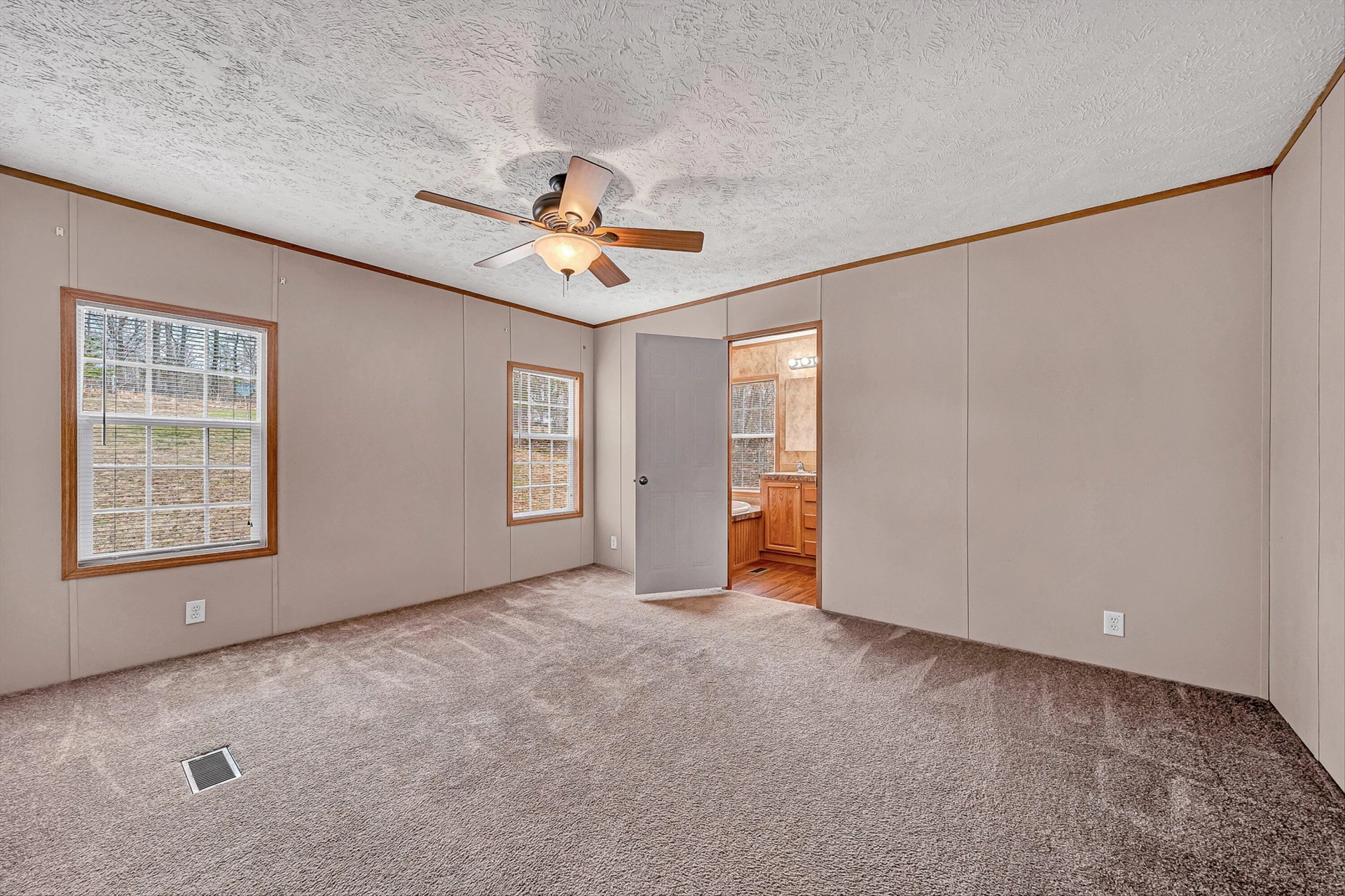 1081 Owen Ridge LN - Photo 14
