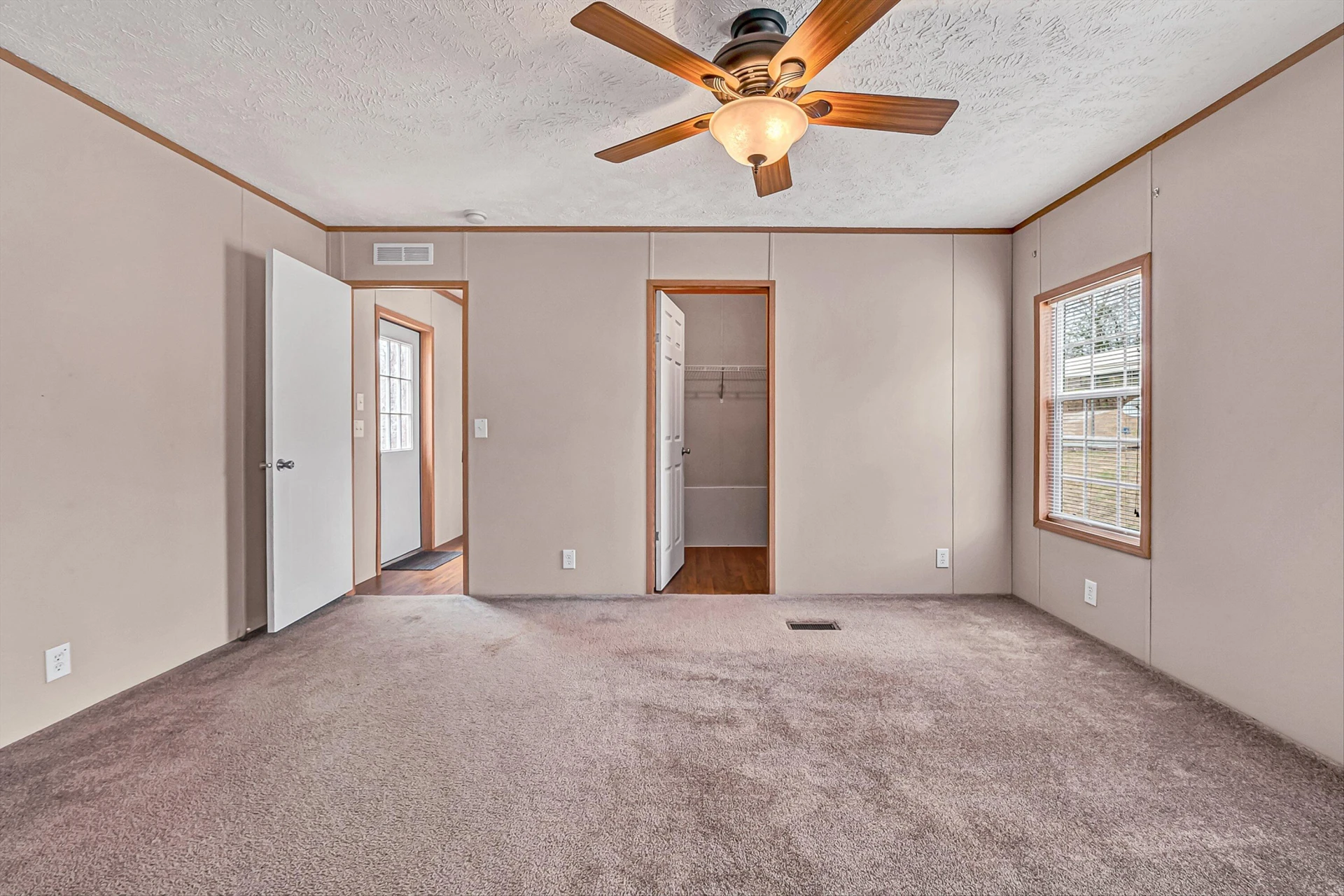 1081 Owen Ridge LN - Photo 15