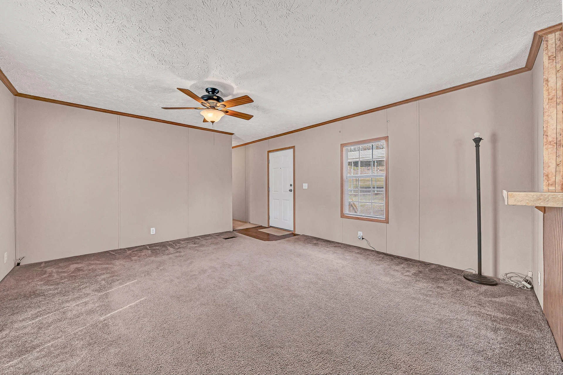 1081 Owen Ridge LN - Photo 4