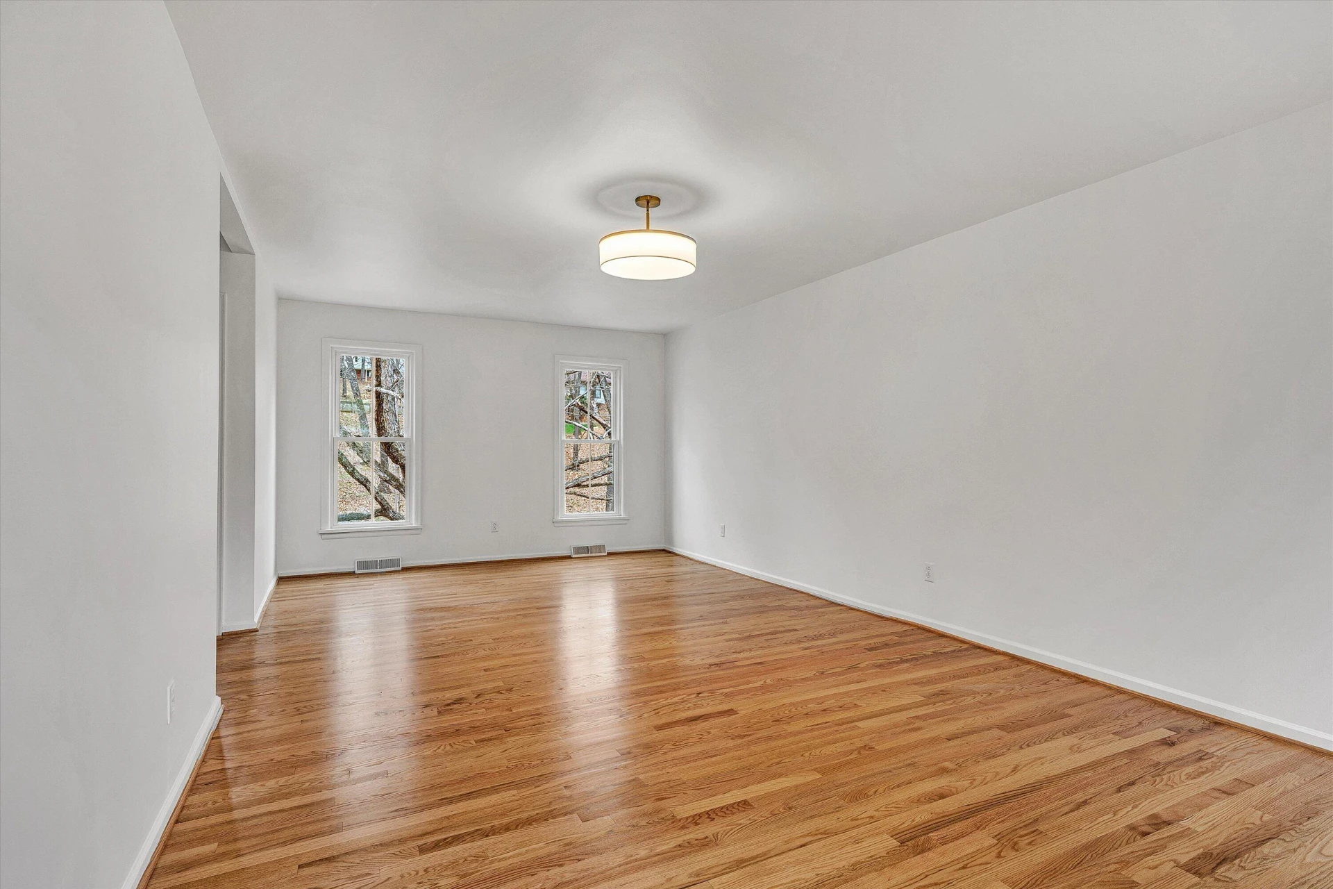 2825 Fairway Forest DR - Photo 10