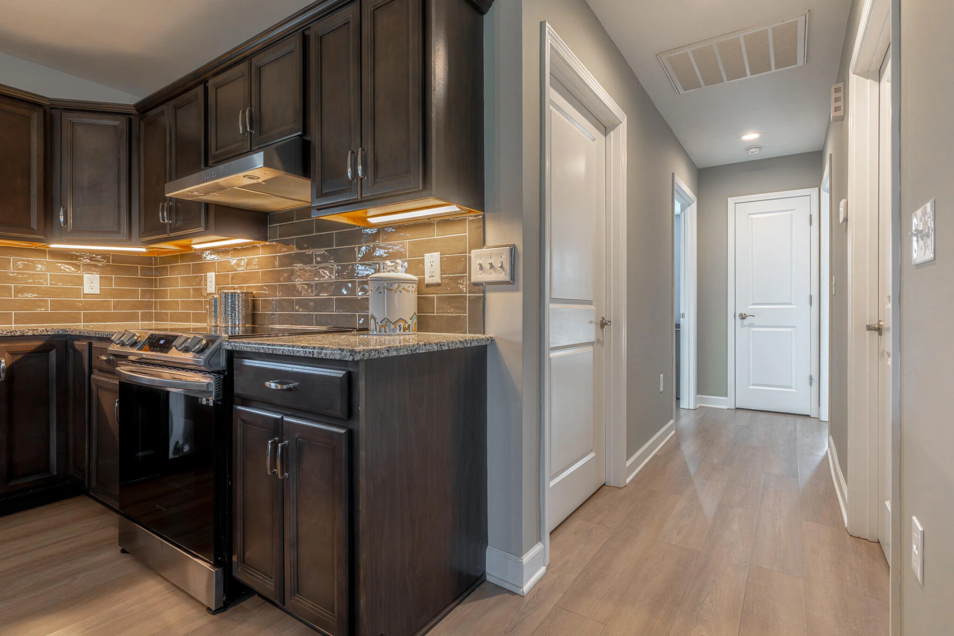 3546 Edwardsville RD - Photo 7