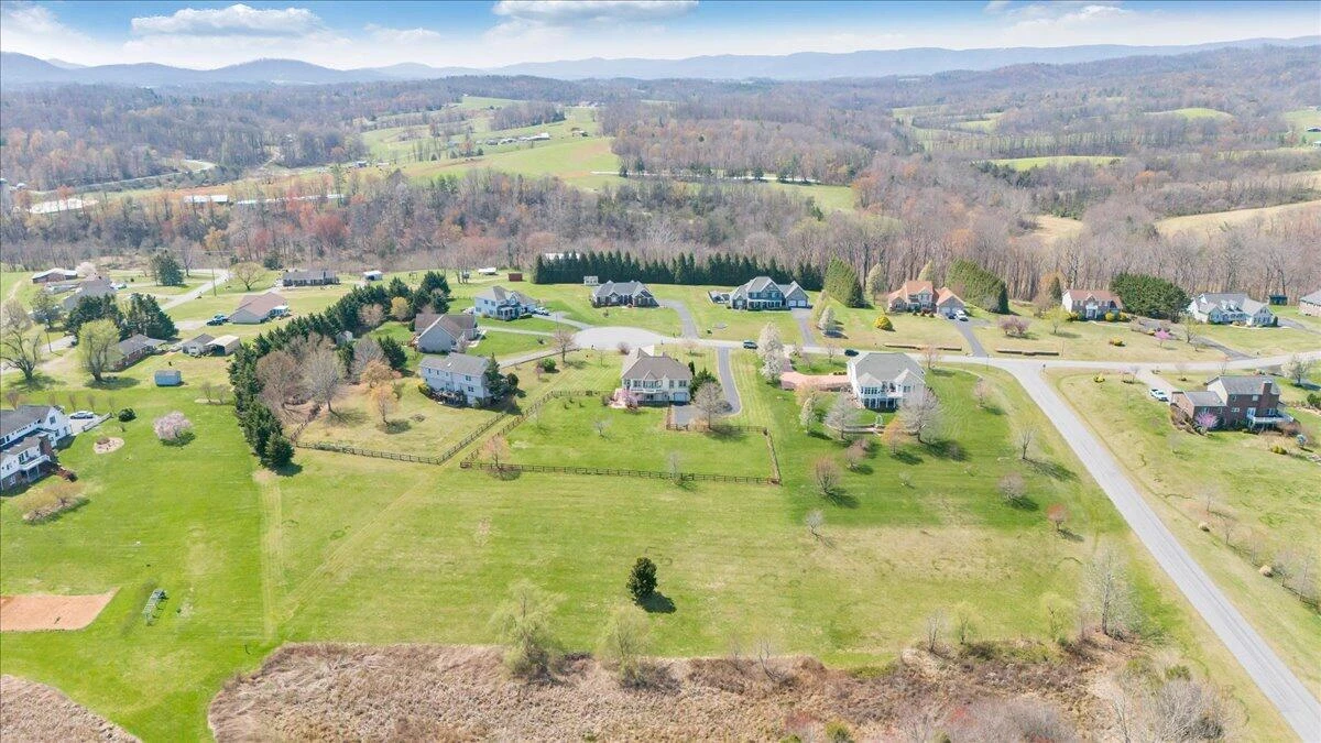 175 Hay Field DR - Photo 102
