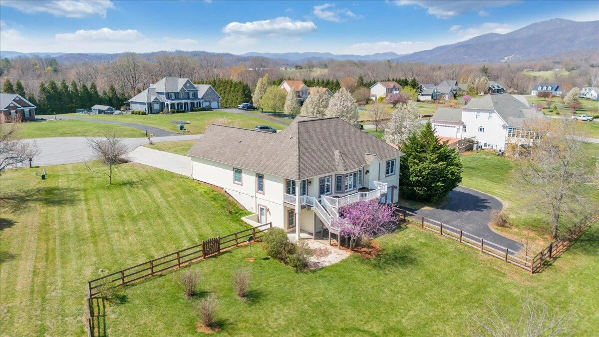175 Hay Field DR - Photo 3