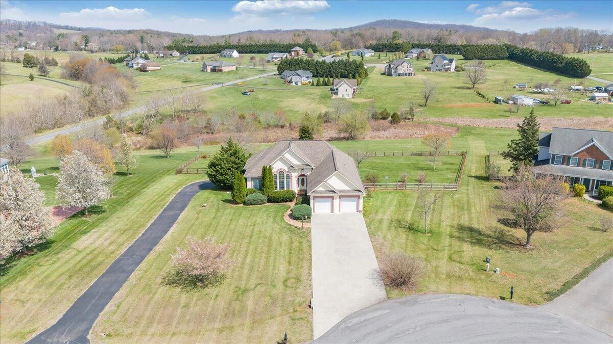 175 Hay Field DR - Photo 88