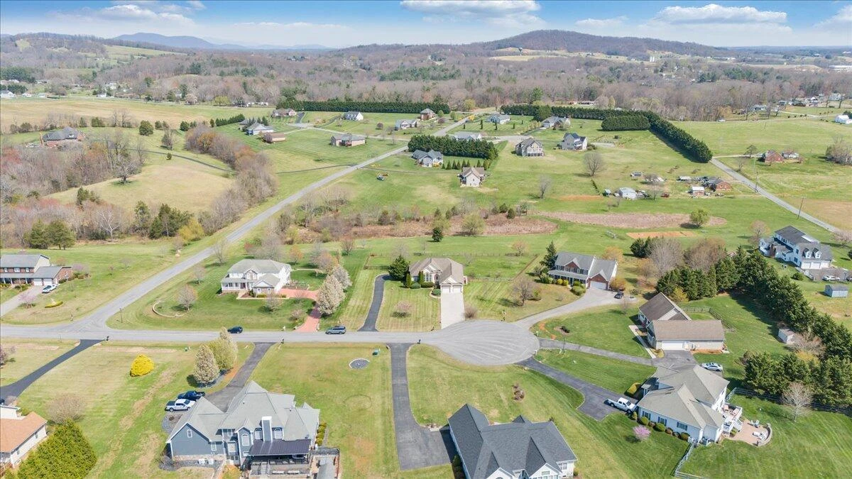 175 Hay Field DR - Photo 89