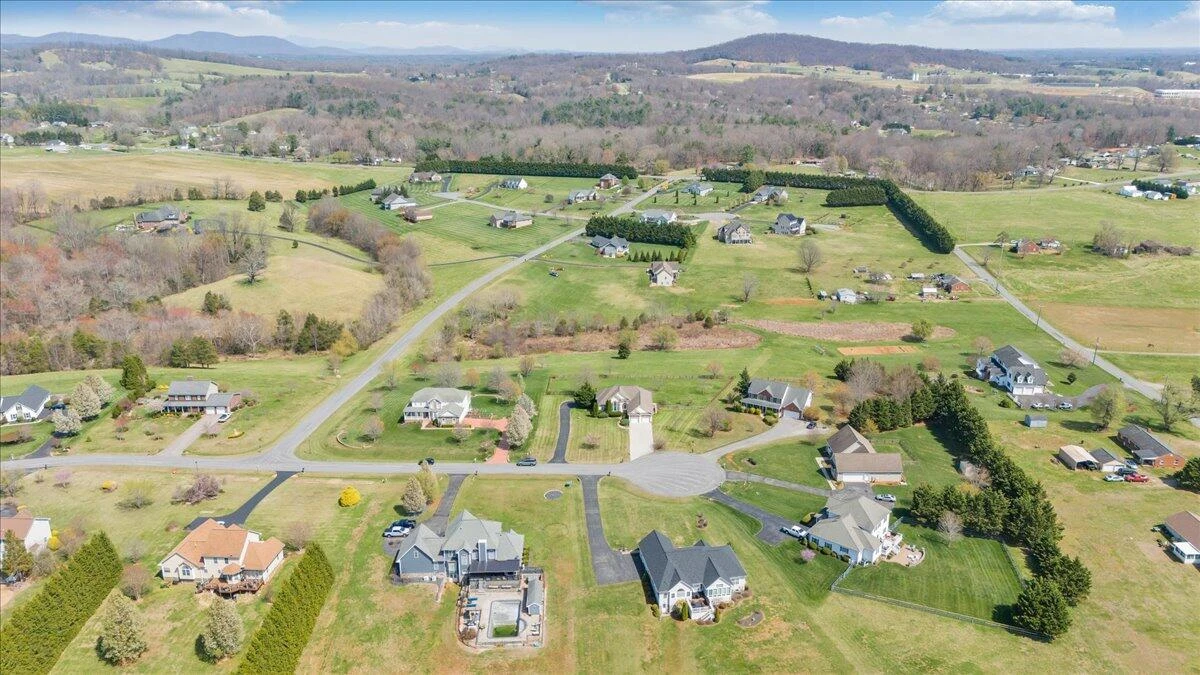 175 Hay Field DR - Photo 90