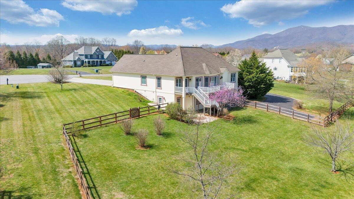175 Hay Field DR - Photo 96