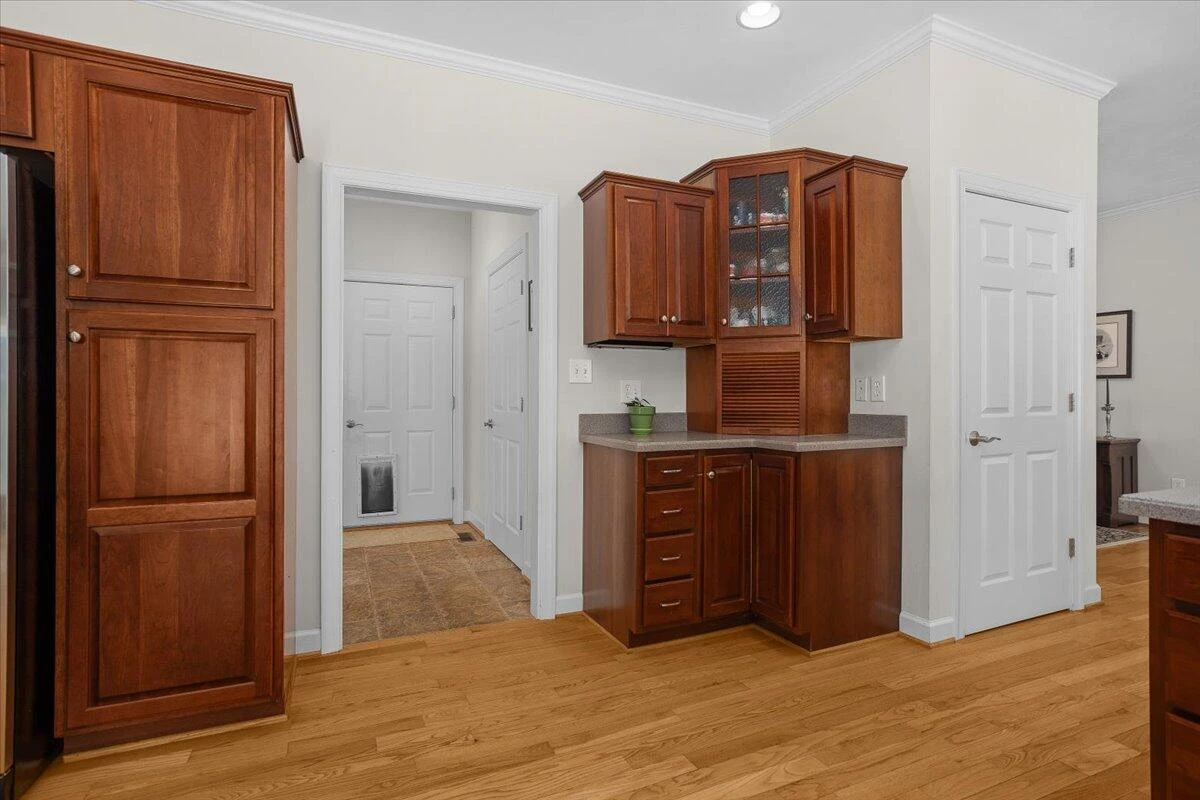 360 Maple Ridge LN - Photo 18