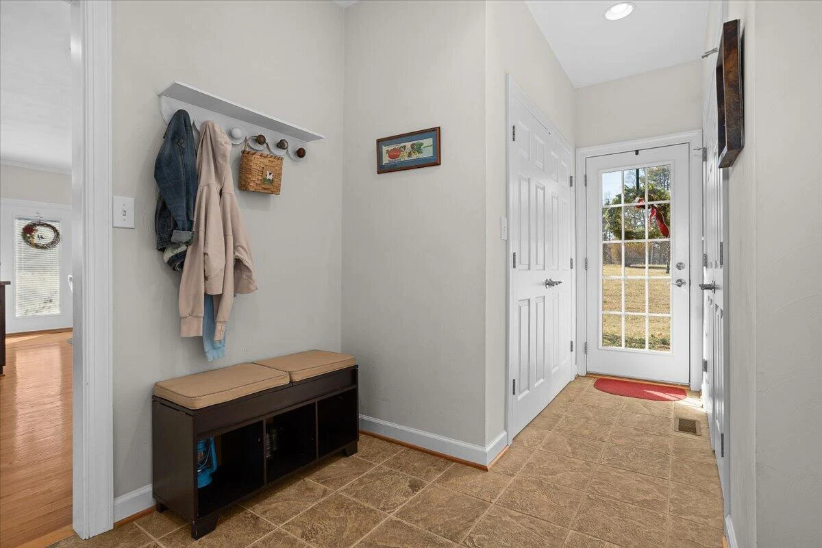 360 Maple Ridge LN - Photo 20