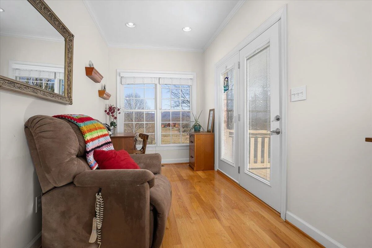 360 Maple Ridge LN - Photo 35