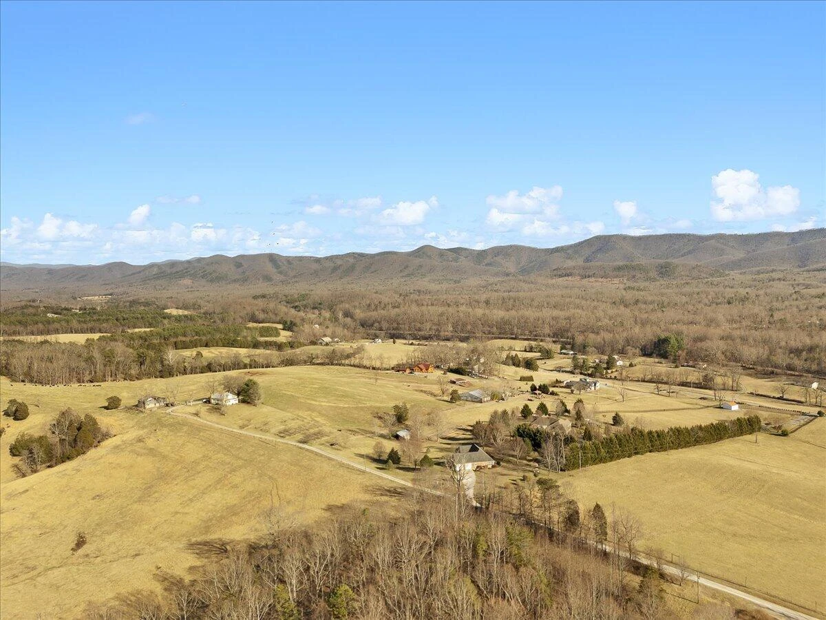 360 Maple Ridge LN - Photo 46