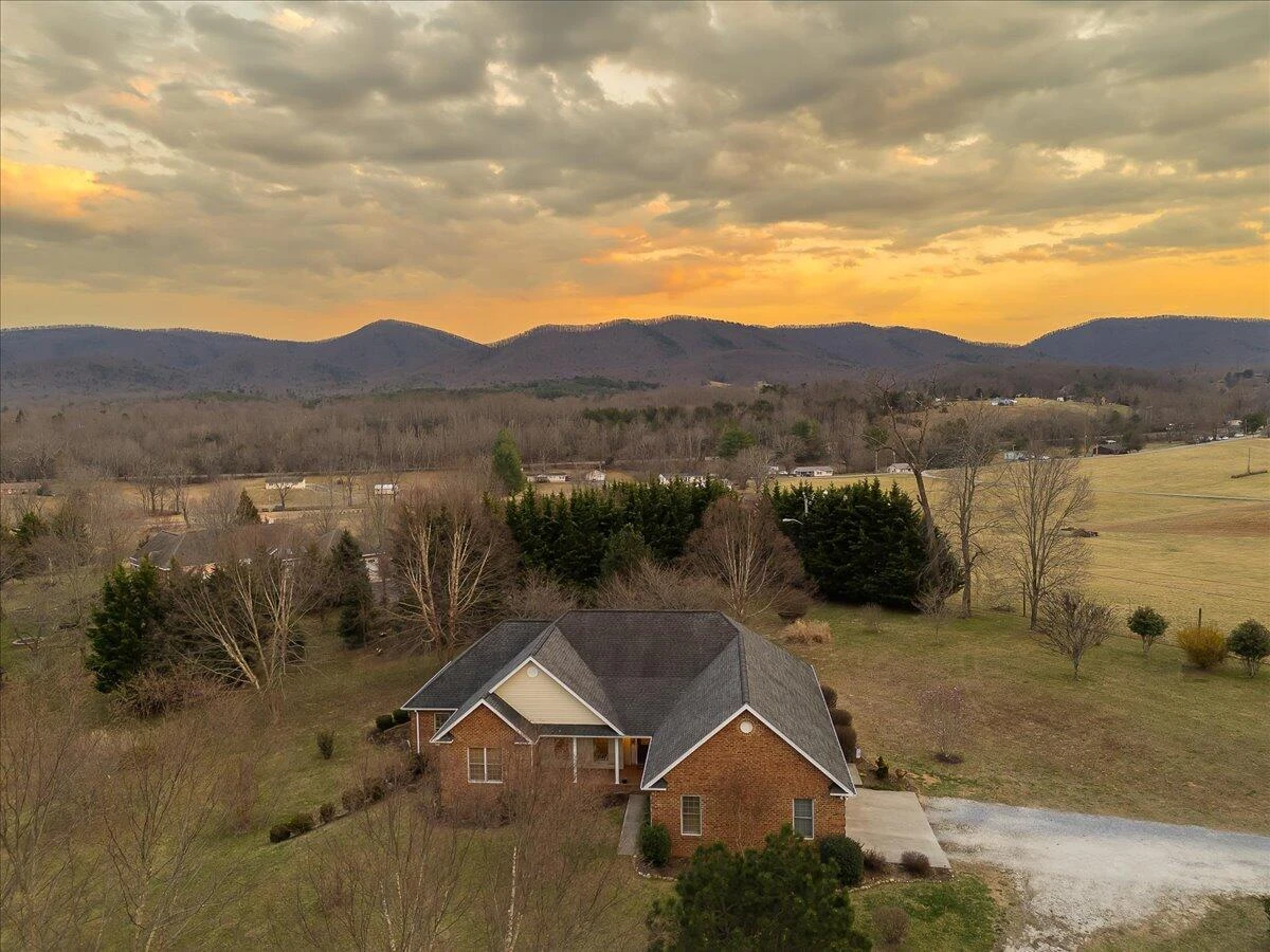 360 Maple Ridge LN - Photo 67