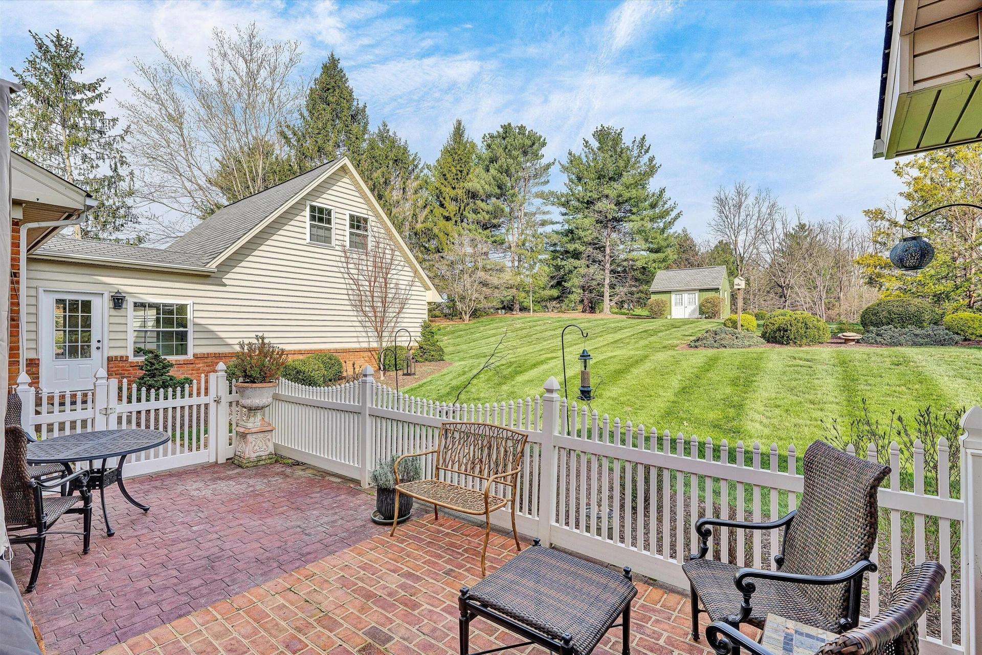730 Glebe RD - Photo 27