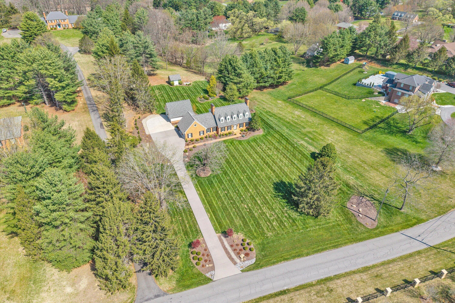 730 Glebe RD - Photo 58